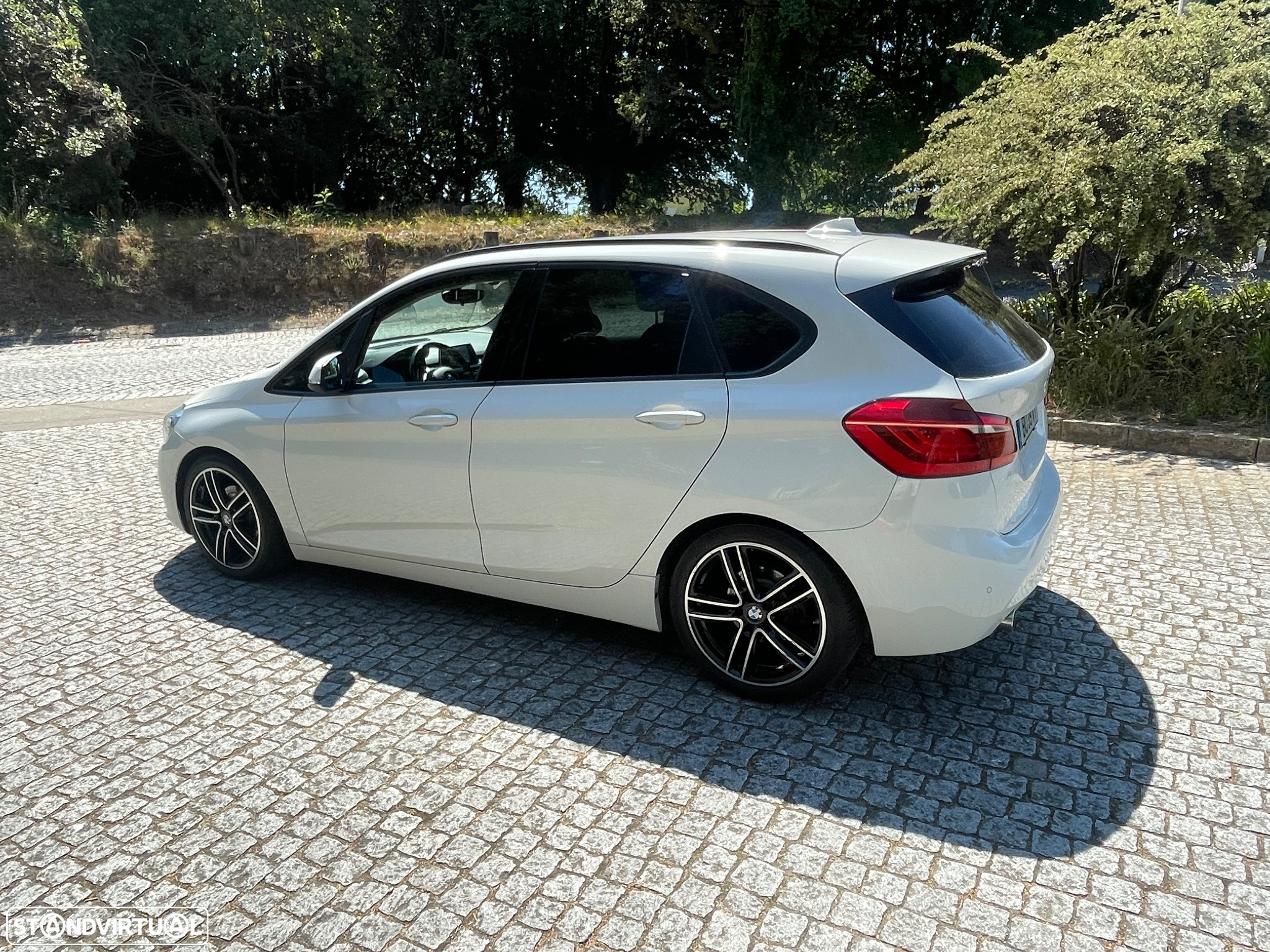 BMW 216 Active Tourer d - 8