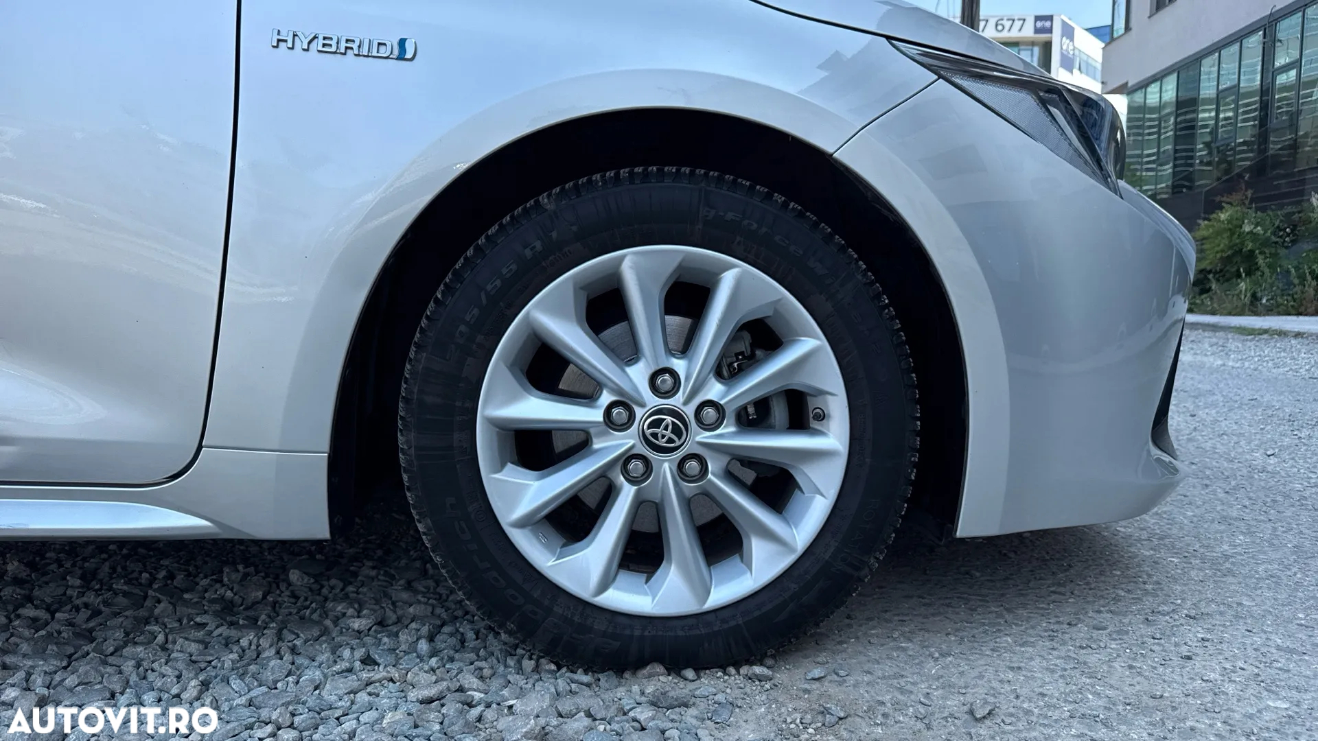 Toyota Corolla 1.8 HSD TS Dynamic - 34