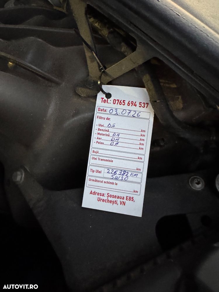 BMW Seria 5 520d Aut. - 12