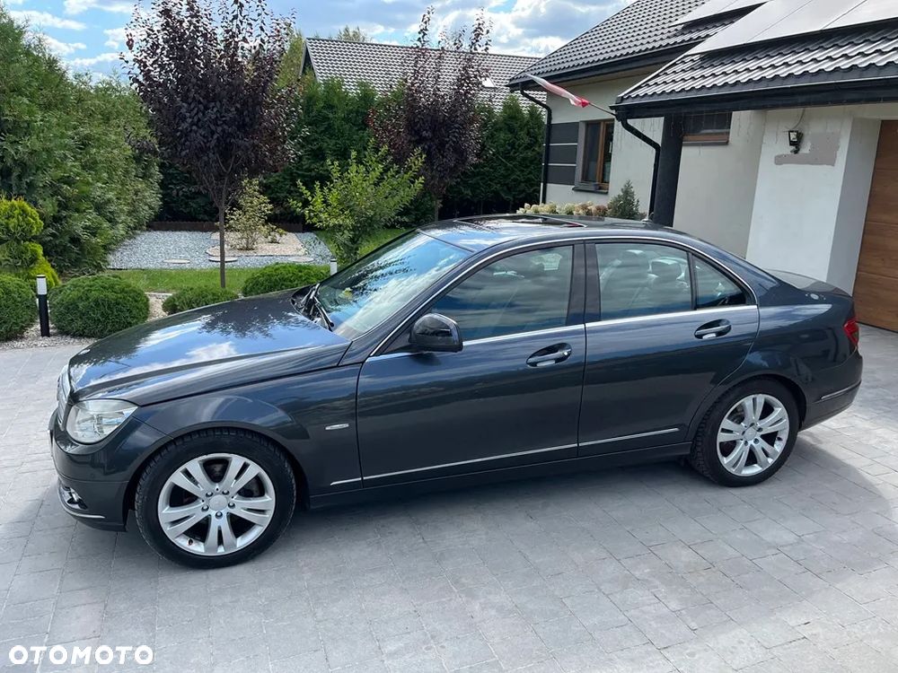 Mercedes-Benz Klasa C 220 CDI DPF Automatik Avantgarde - 12