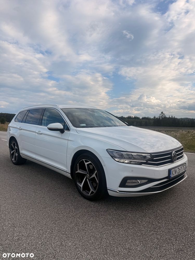 Volkswagen Passat 2.0 TDI EVO Elegance DSG - 2
