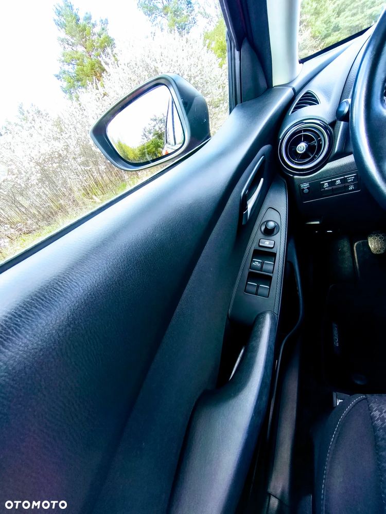 Mazda 2 1.5 Skyenergy - 11