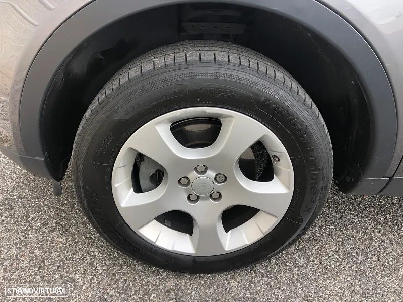 Land Rover Discovery Sport 2.0 eD4 HSE - 9