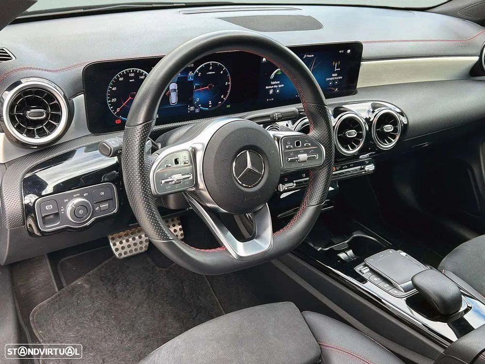 Mercedes-Benz CLA 180 d Shooting Brake AMG Line Aut. - 19