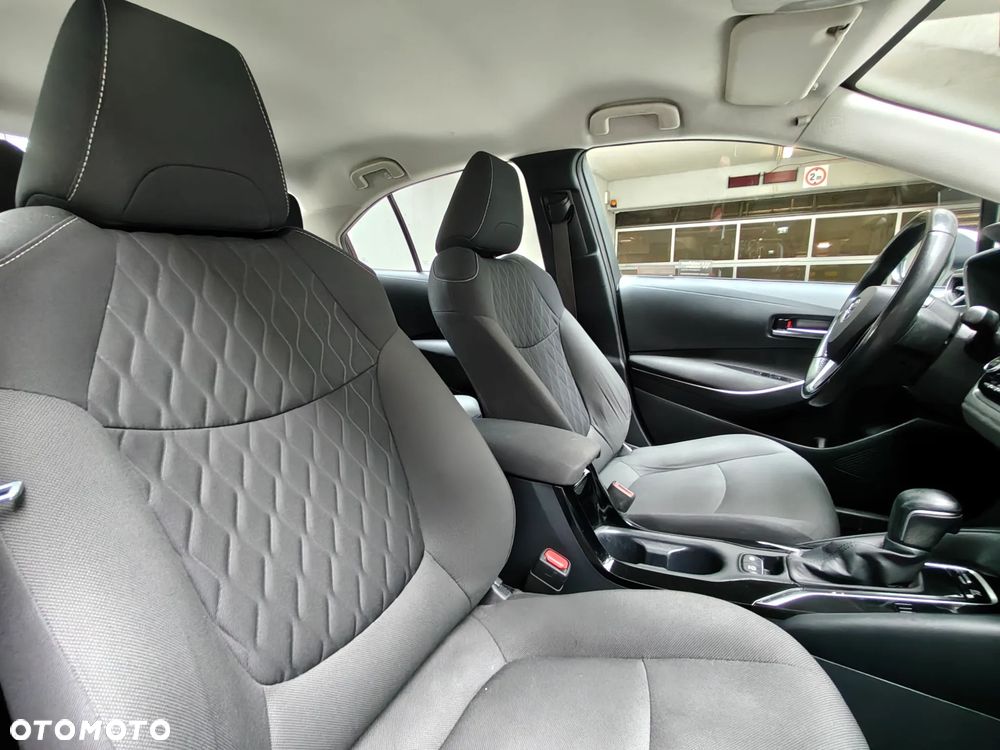 Toyota Corolla 1.8 Hybrid GPF Comfort - 24