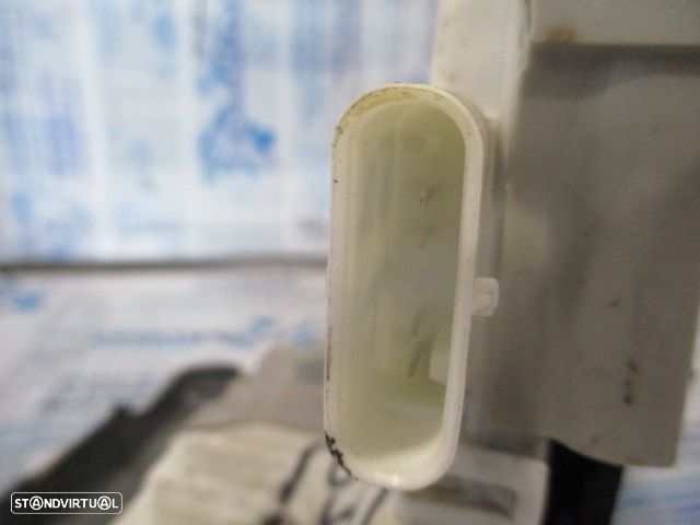 Fecho 8X0839016E AUDI A1 SPORTBACK 8X FASE 2  2017 1.6TDI 115CV 5P PRETO TD 5 PINOS - 4