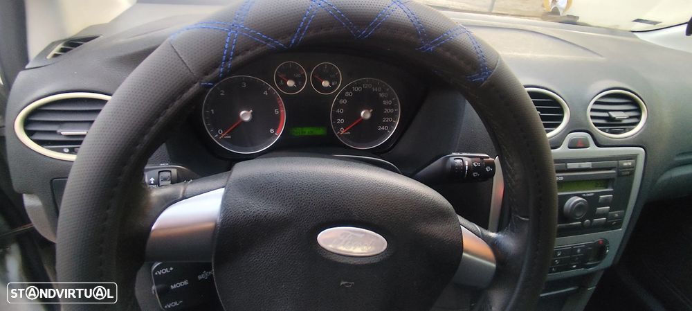 Ford Focus 1.6 TDCi Ghia - 6