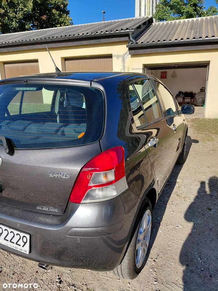 Toyota Yaris - 3