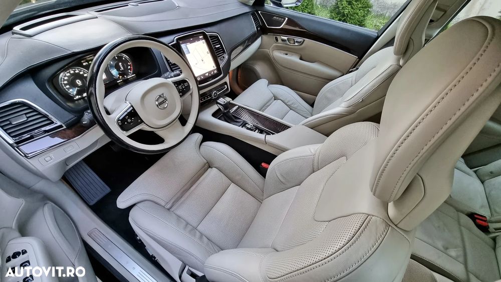 Volvo XC 90 D5 AWD Geartronic Inscription - 12