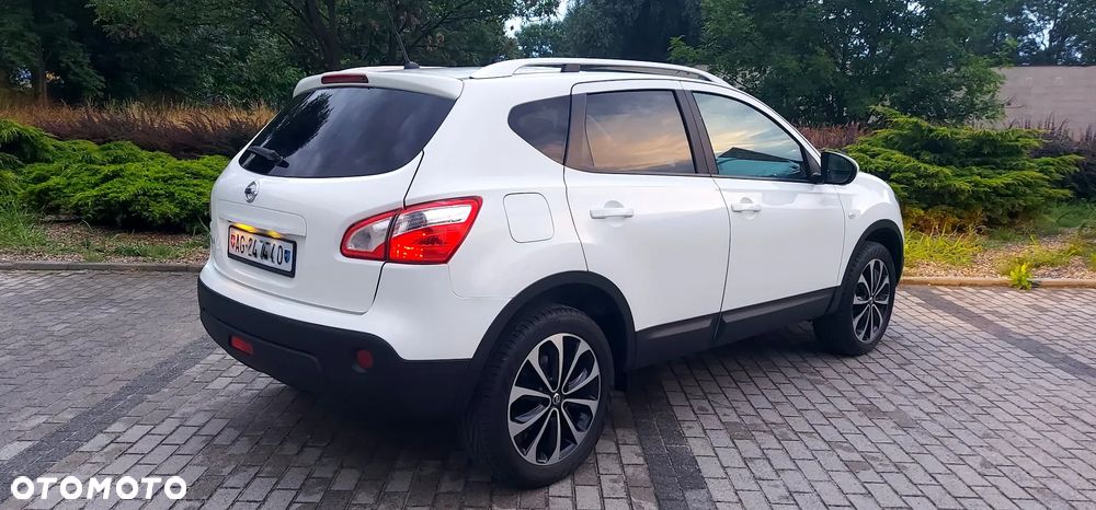Nissan Qashqai 1.6 360 - 23