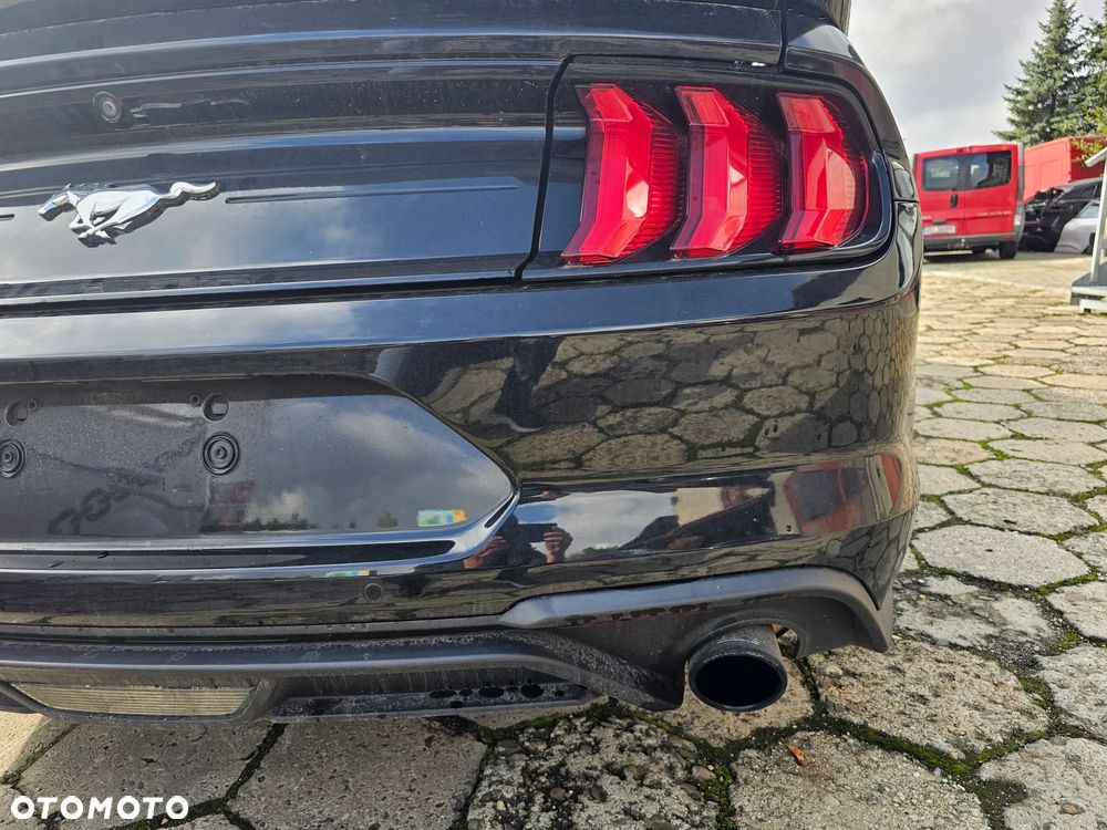 Ford Mustang 2.3 Eco Boost - 25