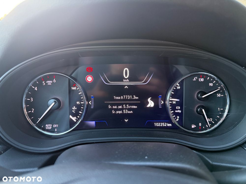 Opel Insignia - 9