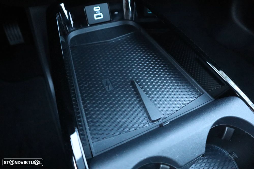 Ford Mustang Mach-E Standard - 33