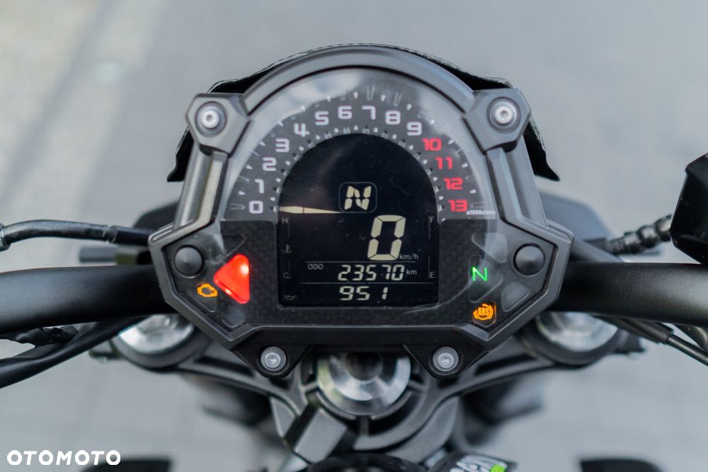 Kawasaki Z 650 - 26