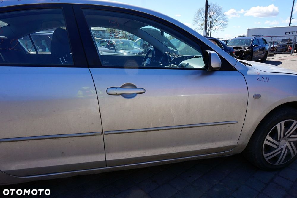 DRZWI PRZEDNIE PRAWE 3 I BK SEDAN 22V  SREBRNY MAZDA 2003-2006 - 2