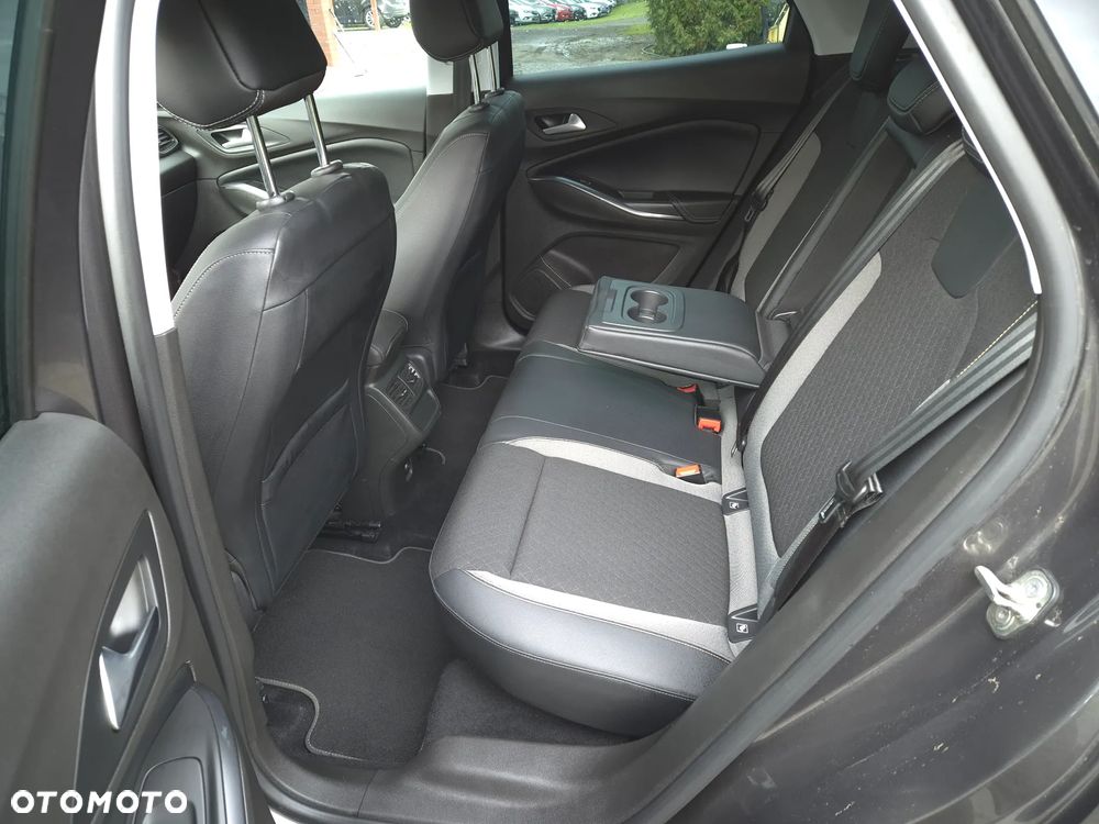 Opel Grandland X 1.2 Start/Stop Automatik Business Edition - 22