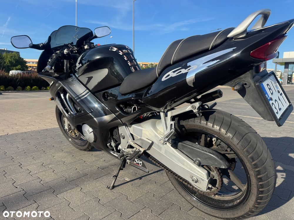Honda CBR - 5
