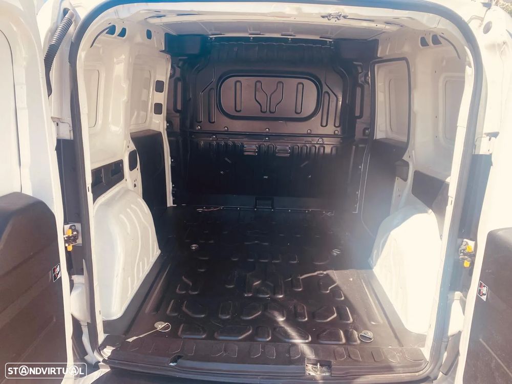 Fiat Doblo Cargo - 10