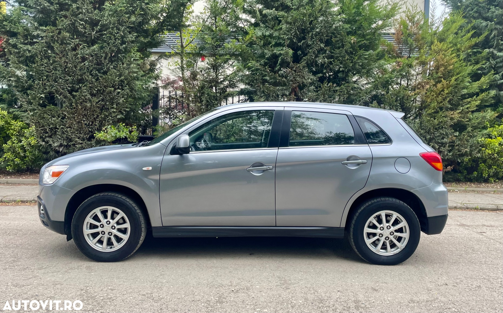 Mitsubishi ASX 1.8 DI-D 2WD Plus - 12