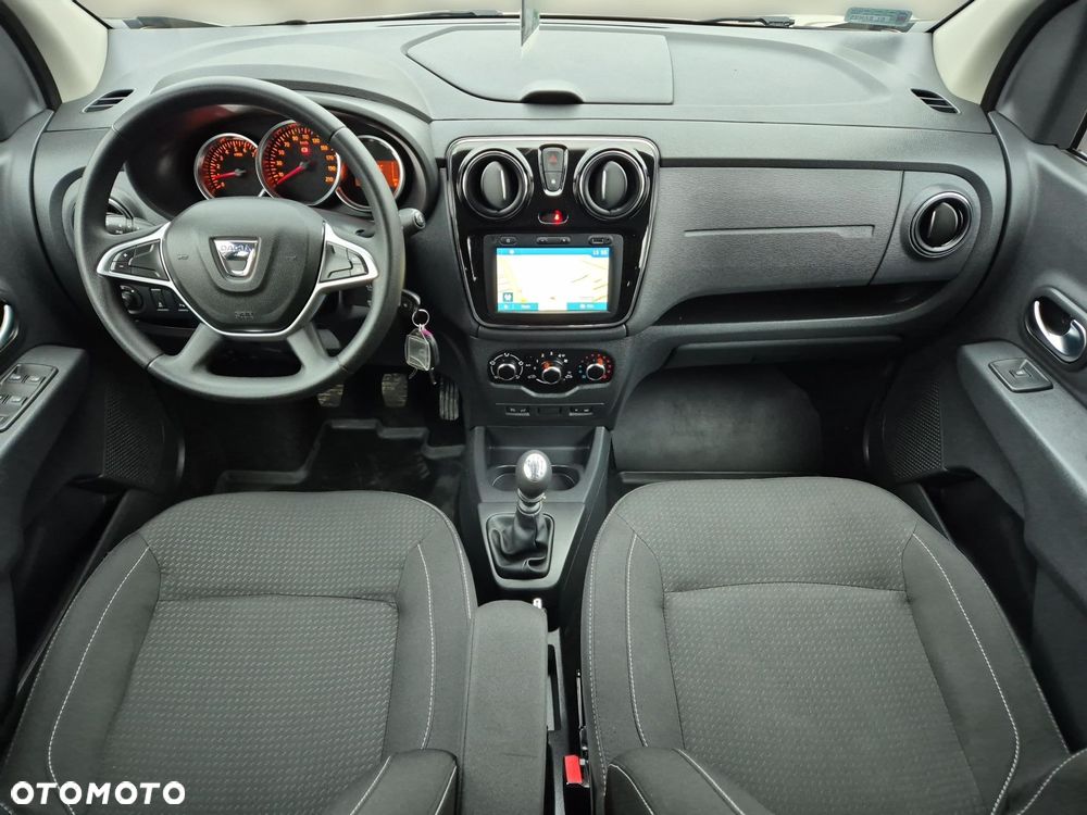 Dacia Lodgy 1.5 Blue dCi Laureate S&S EU6d - 16