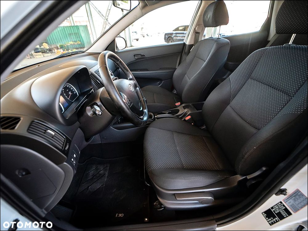 Hyundai i30 - 30
