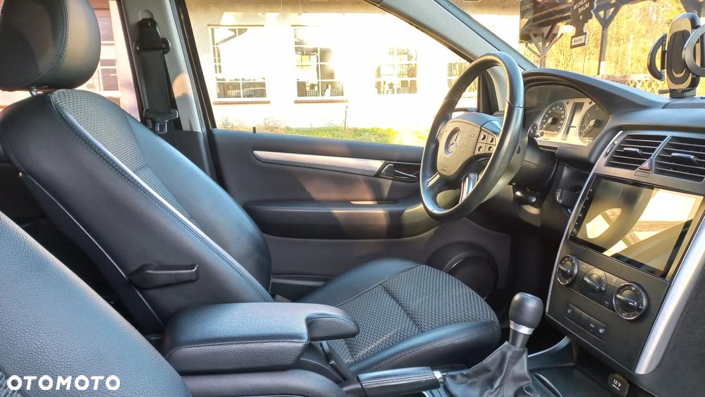 Mercedes-Benz Klasa B 180 BlueEFFICIENCY EU5 - 17