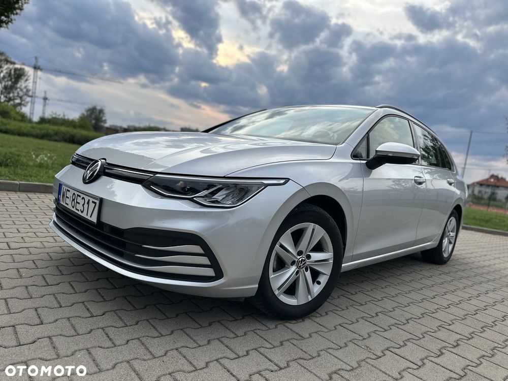 Volkswagen Golf 1.5 eTSI mHEV Life DSG - 2