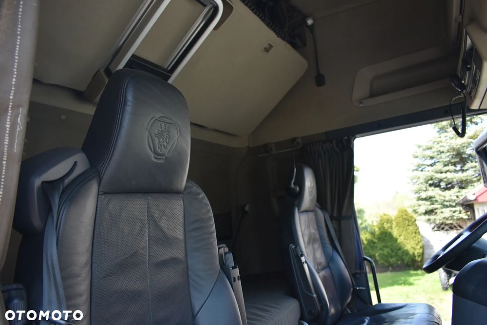 Scania R450 // CROWN EDITION // NAVI // FULL LED TYŁ I PRZÓD // SKÓRY // METALIK // DUŻA NAVI // KLIMA POSTOJOWA // - 37