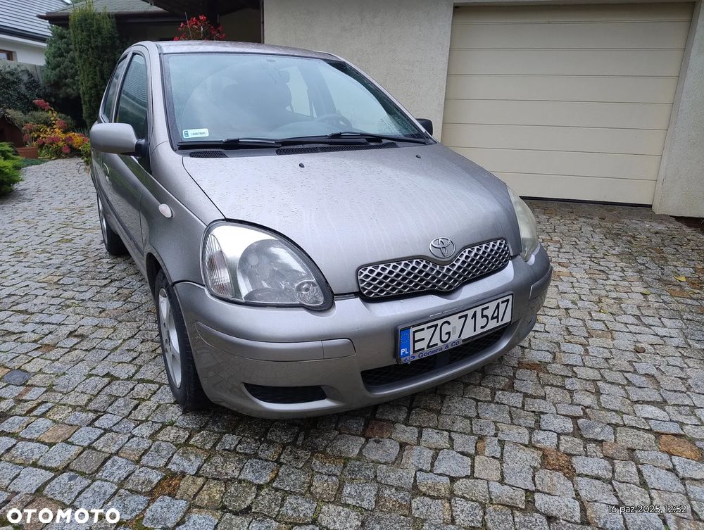Toyota Yaris 1.0 Luna - 2