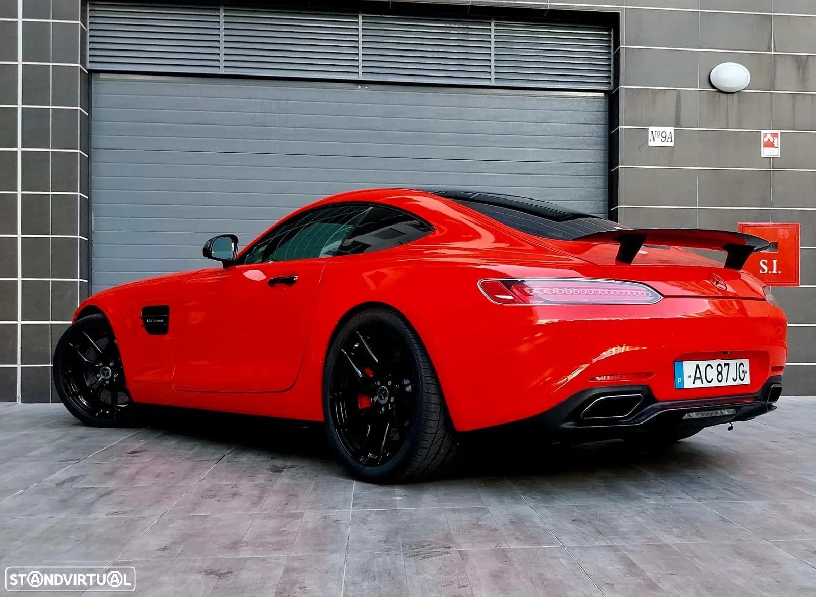 Mercedes-Benz AMG GT S - 6
