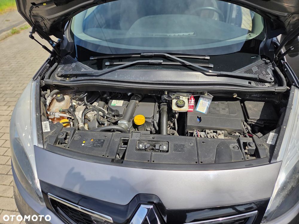 Renault Scenic dCi 110 Xmod Paris - 17