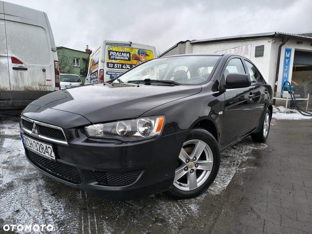 Mitsubishi Lancer - 1