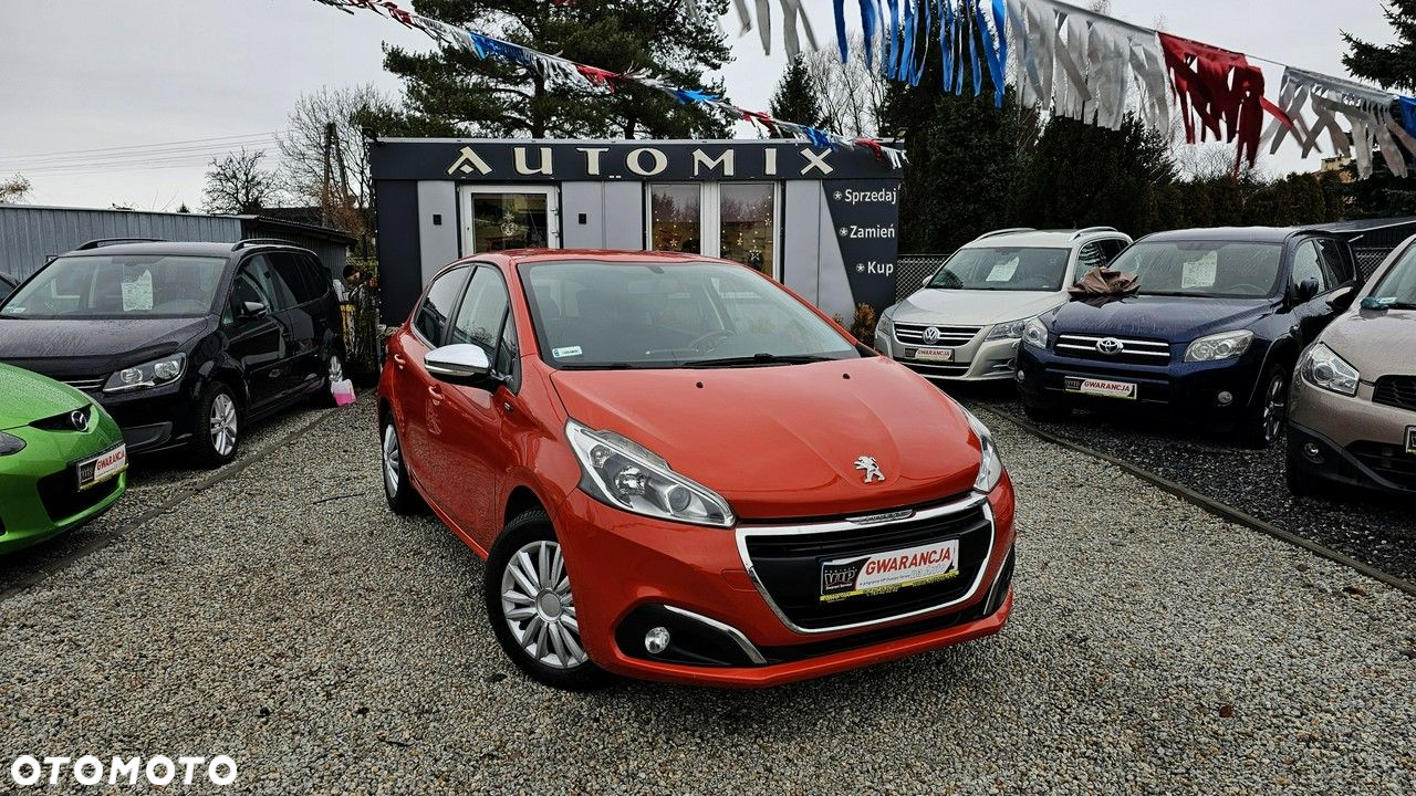 Peugeot 208 - 10