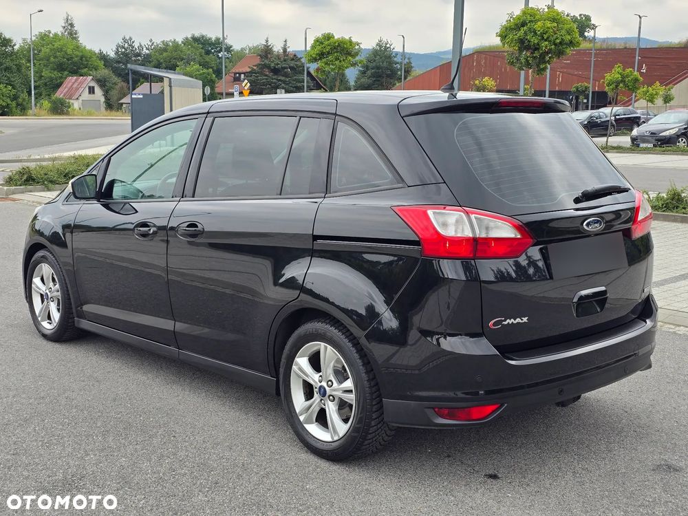 Ford Grand C-MAX - 3