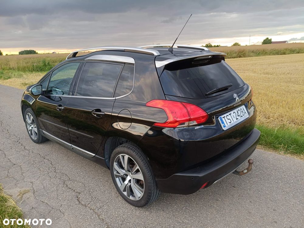 Peugeot 2008 1.6 e-HDi Allure S&S - 8
