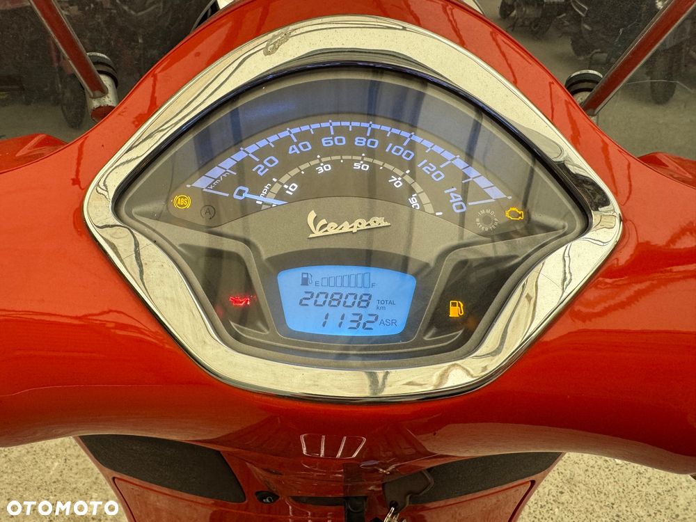 Vespa GTS - 13