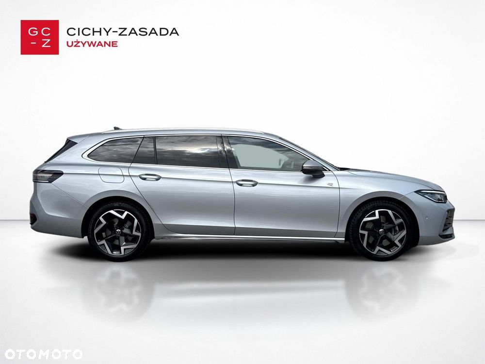 Volkswagen Passat Variant 2.0 TDI SCR 4Mot R-Line DSG - 6