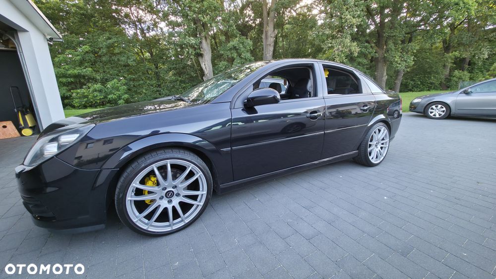 Opel Vectra GTS 1.9 CDTI - 10