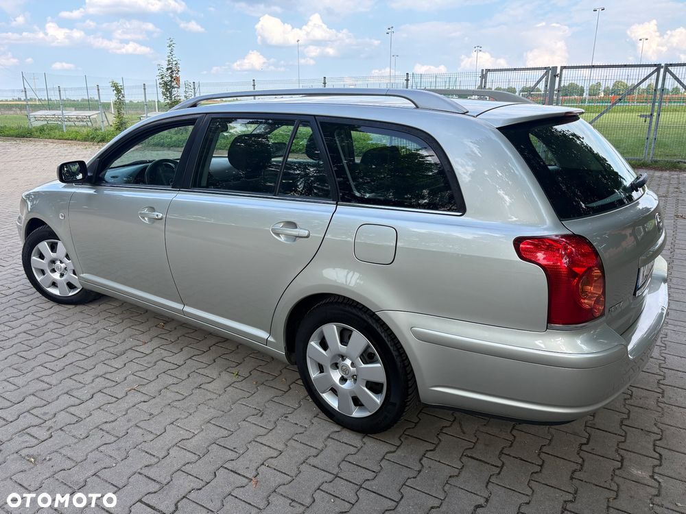 Toyota Avensis 1.8 VVT-i Edition - 15