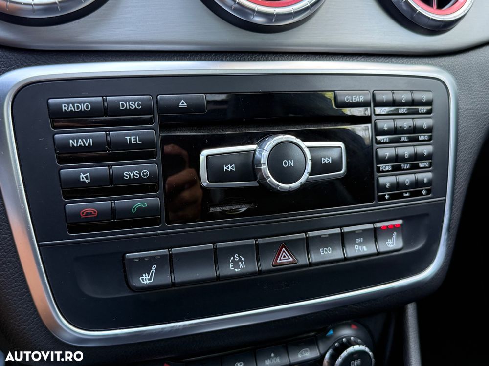 Mercedes-Benz CLA 220 CDI 7G-DCT AMG Line - 33