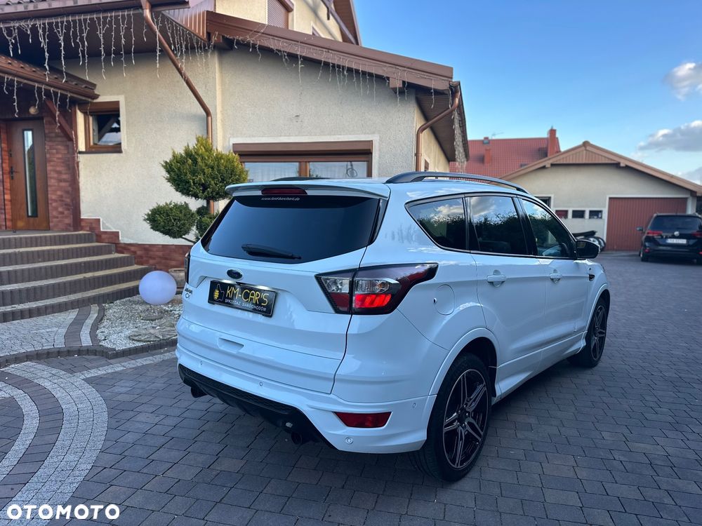 Ford Kuga 2.0 TDCi 2x4 ST-Line - 24