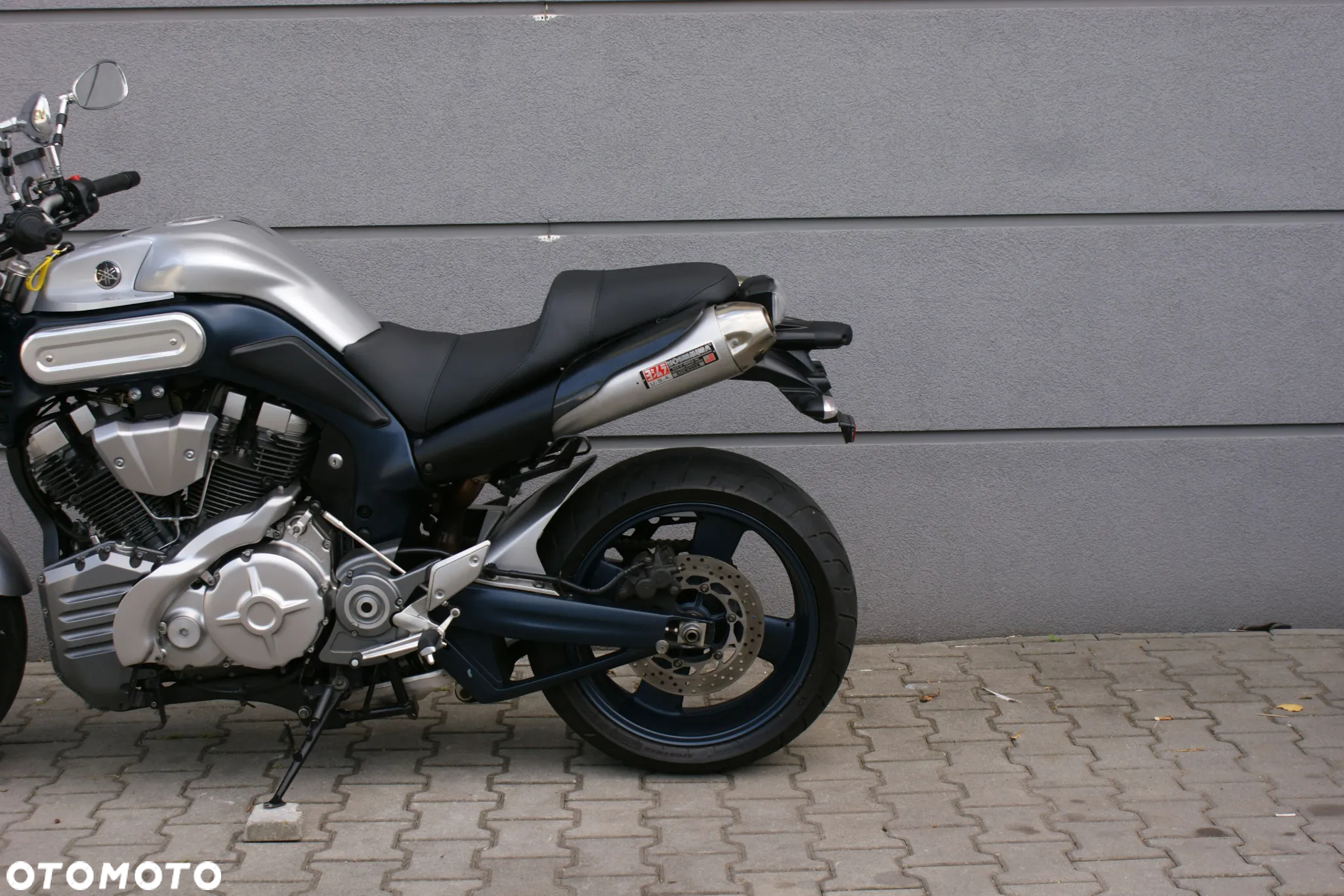 Yamaha MT - 8