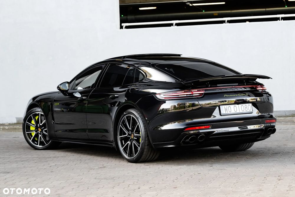 Porsche Panamera - 6