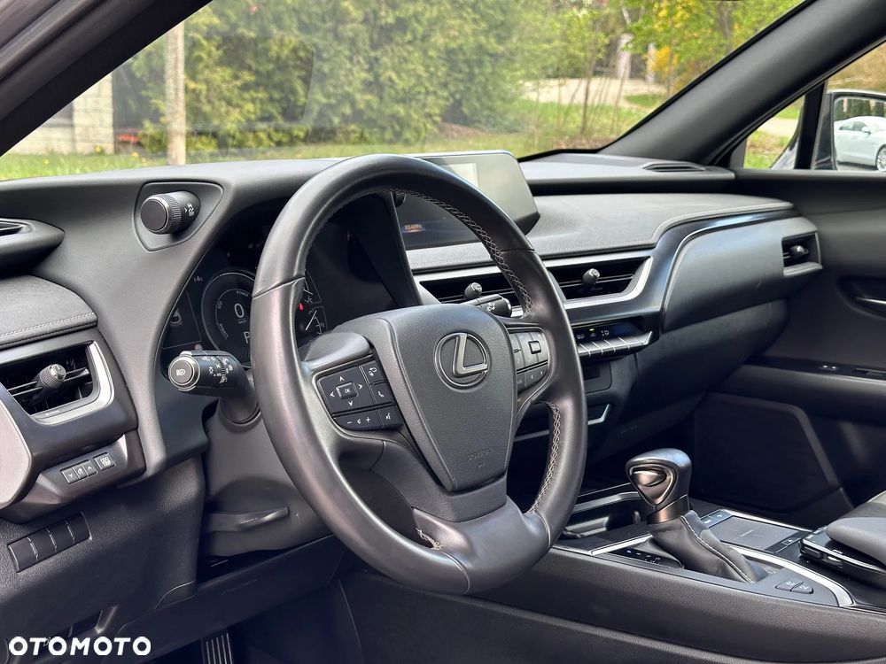 Lexus UX ver-250h-business-edition - 14