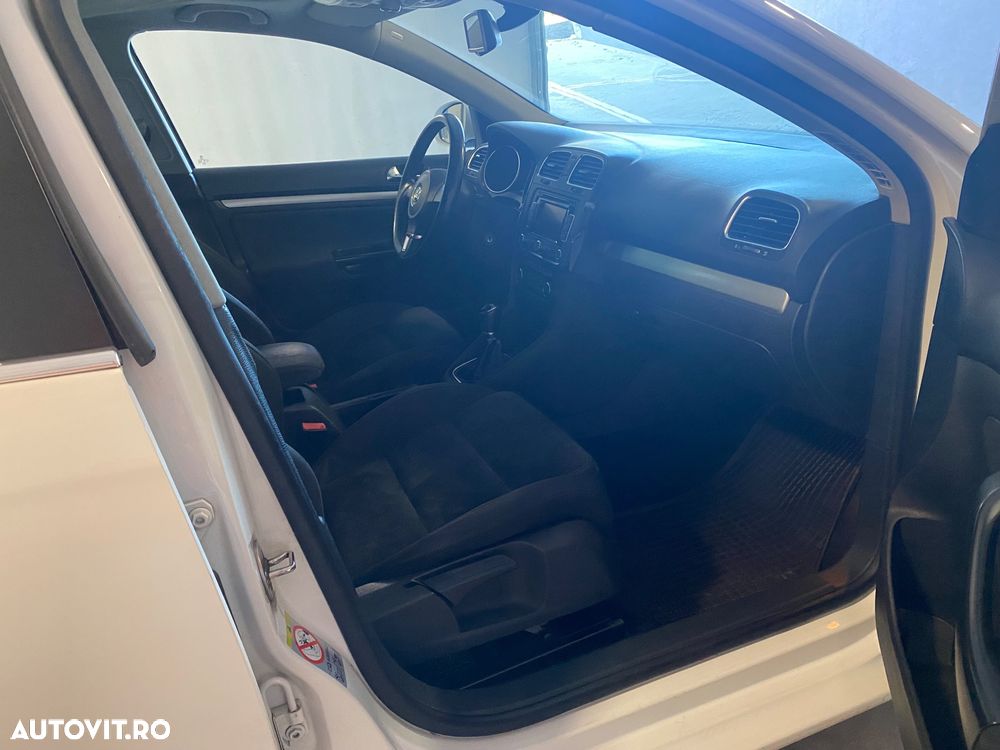 Volkswagen Golf 2.0 TDI Highline - 12