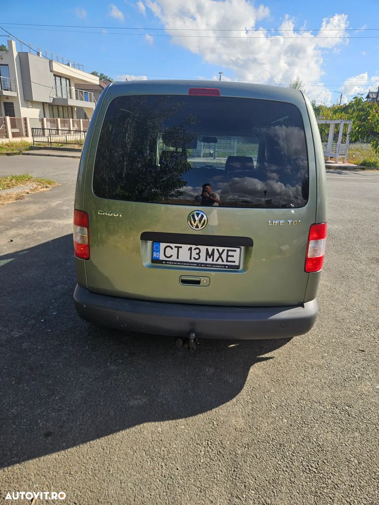 Volkswagen Caddy ver-1-9-life-7--si- - 9