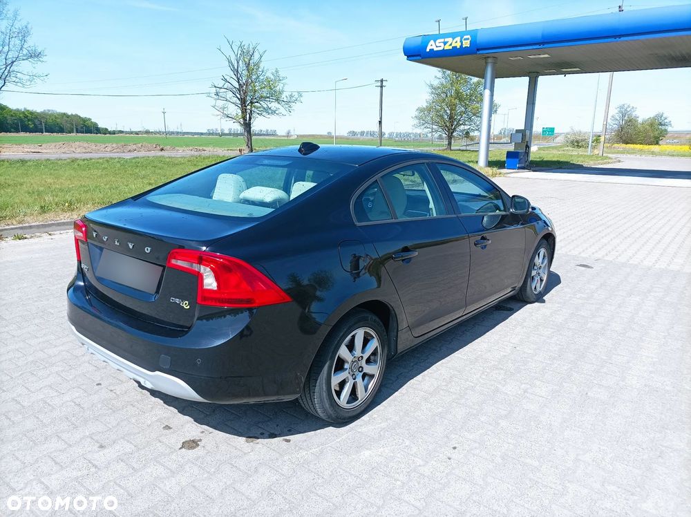 Volvo S60 D2 - 7