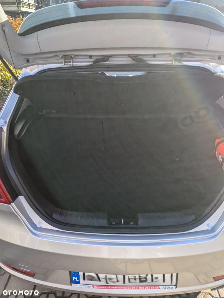 Kia ProCeed 2.0 Optimum + - 9