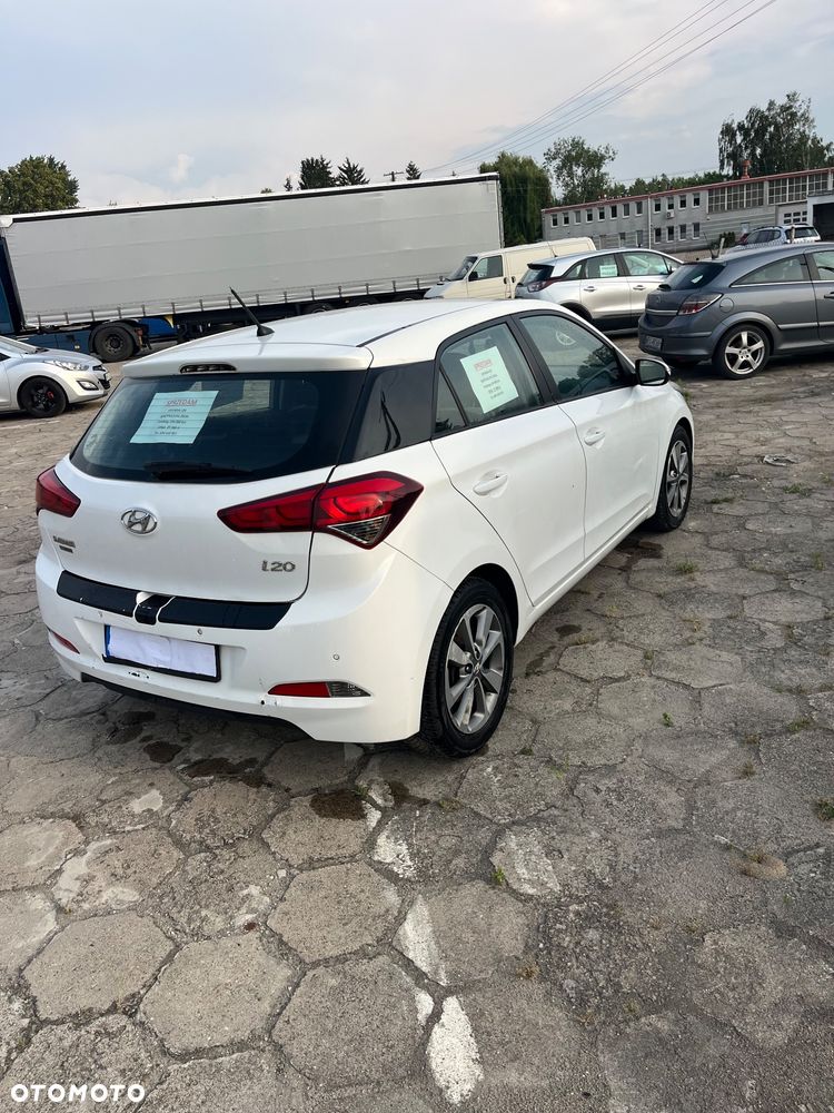 Hyundai i20 1.2 Style - 11