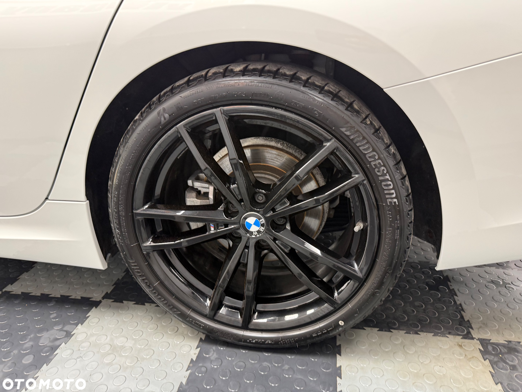 BMW Seria 3 320i M Sport sport - 19
